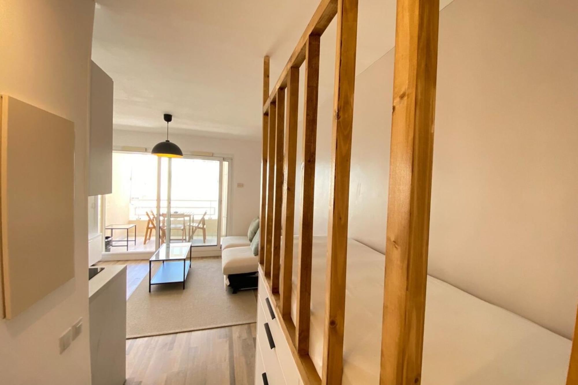06Ai - Beautiful Renovated Studio - Sea And Pool View Vallauris Esterno foto